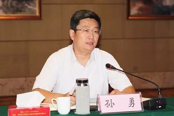 常委:王炜,苏从勇,从辉,钱沙泉,周善武,季