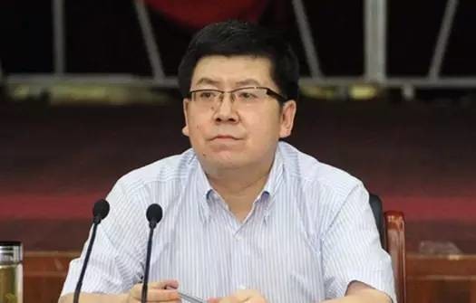 常委:陈爱军,张君毅,宋圣军,华克思,章松,胡红兵,雷起平,周东明 黄山