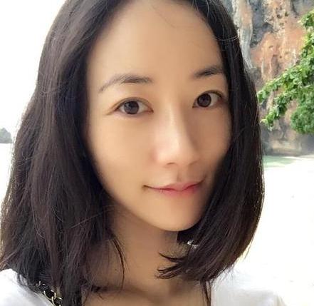 怎么自拍高冷 8510693978758072631.jpg