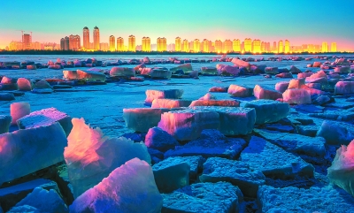 冰河万顷，难掩妙趣横生