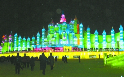 冰河万顷，难掩妙趣横生