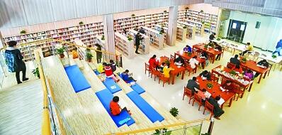 江西省首家书咖式县区图书馆免费开放