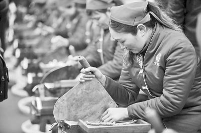 安徽亳州中药材交易市场鸡年开市