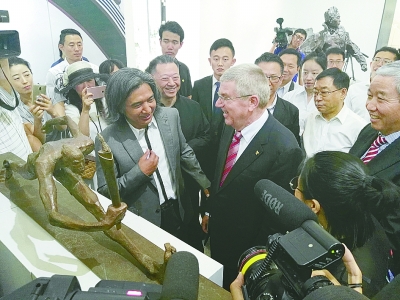 国际奥委会主席巴赫邀请吴为山创作雕塑