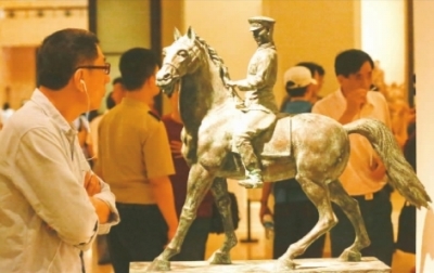 庆祝中国人民解放军建军90周年全国美术作品展览开幕