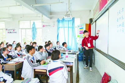 中國人民大學:做學生健康成長的指導者和引路人 _光明日報 _光明網