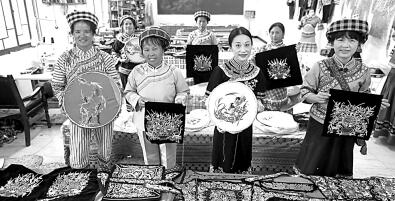 把扶贫扶到点上、扶到根上、扶到家——全国政协常委会议聚焦精准扶贫 把扶贫扶到点上、扶到根上、扶到家——全国政协常委会议聚焦精准扶贫