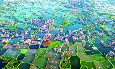 用镜头记录乡土变迁——新农村建设成就影像纪实