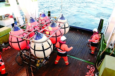 科考船:驶向科学的远方 科考船:驶向科学的远方