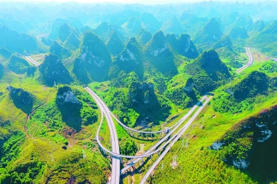 从“主动脉”到“毛细血管”——中国公路建设影像纪实