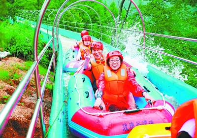 摘掉穷帽过大年——湖北省黄梅县脱贫攻坚见闻