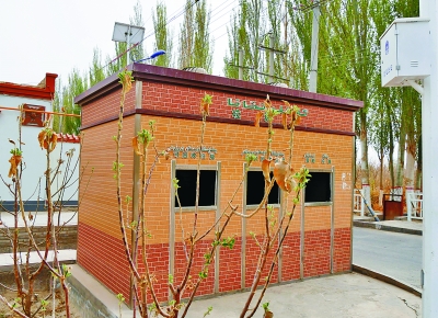 新疆：给乡村垃圾找个“家”