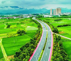 绿色公路串联城乡发展