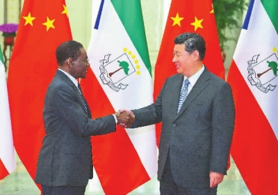 习近平会见赤道几内亚总统奥比昂