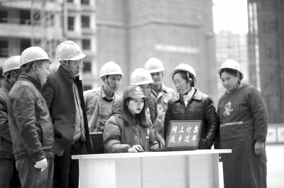 2019年春运首日火车票开售