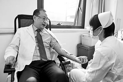 北京天坛医院开展“分享生命 无偿献血”活动