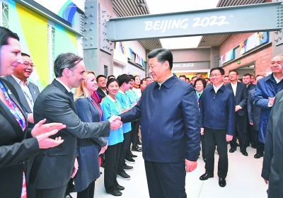 习近平春节前夕在北京看望慰问基层干部群众