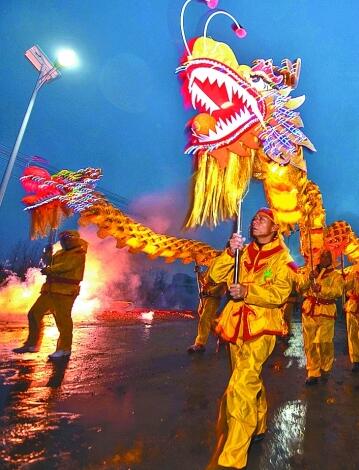 猜灯谜 舞龙灯 闹元宵