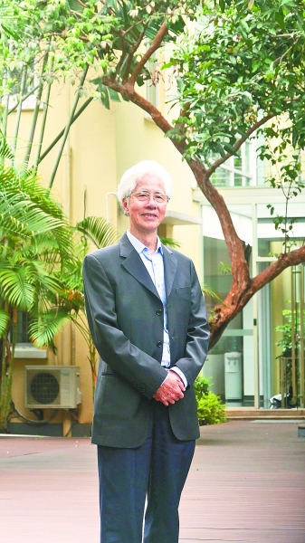 何镜堂：与祖国同频 与时代同步