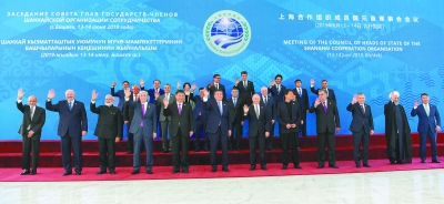 习近平出席上海合作组织成员国元首理事会第十九次会议并发表重要讲话