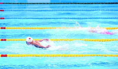 第七届军运会游泳比赛女子4×100米混合泳接力赛中国队夺冠
