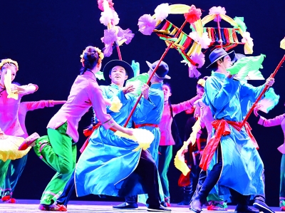 第三届“一带一路”民族传统舞蹈展演及学术研讨会在北京舞蹈学院举行