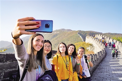 “汉语桥”：与世界共享中国文化之美