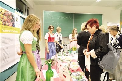 “施泰尔马克遇见中国”中奥厨艺比拼活动在奥地利举办