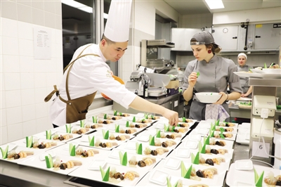 “施泰尔马克遇见中国”中奥厨艺比拼活动在奥地利举办