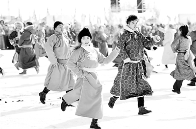 内蒙古赤峰第十三届达里诺尔湖冬捕旅游节开幕