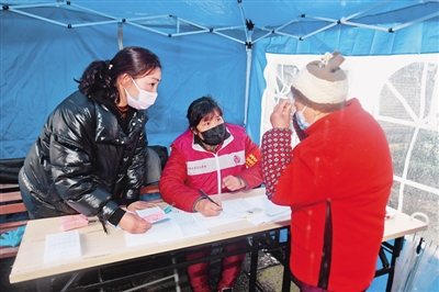 完善服务体系 提高治理能力——社区疫情防控的杭州实践