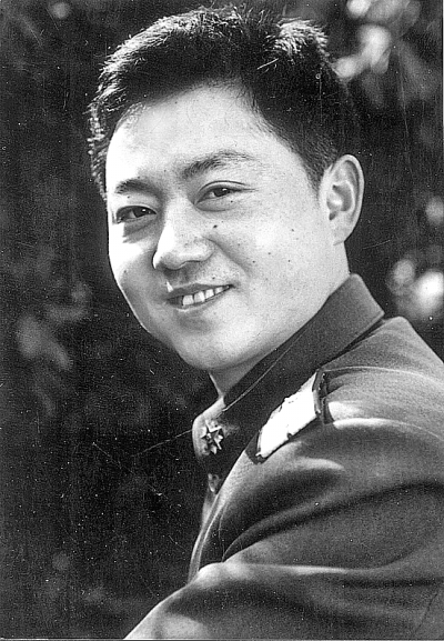 王庆平：谱写一曲英雄壮歌