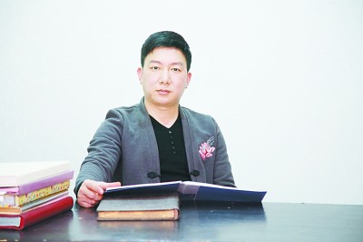双脚走不到的地方，我用双手走到了