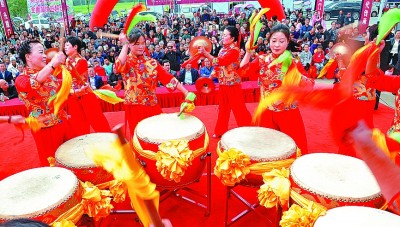 锣鼓庆丰收