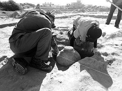 拉斯海马的陶瓷遗存与中国考古