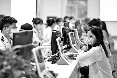 隐私与便捷，如何兼得——关注个人信息保护法草案