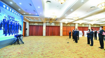 习近平春节前夕赴贵州看望慰问各族干部群众