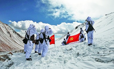 缅怀先烈铸忠诚 学史增信固初心