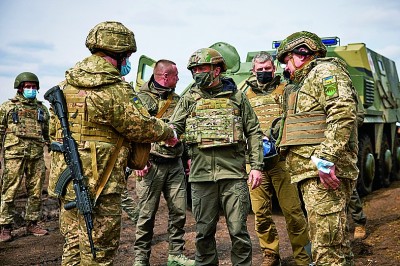 乌克兰危机：冲突或可避免 俄美角力难停