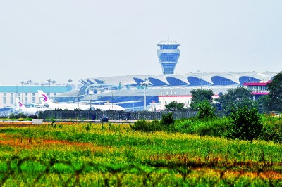 青岛胶东国际机场正式启航 流亭机场关闭
