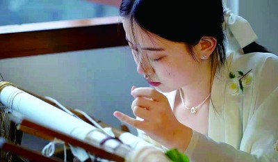 回到家乡做“绣娘”
