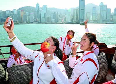 同享荣耀 共逐梦想——内地奥运健儿访港带给香港欢乐和激励