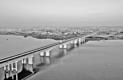 高速公路助力老区发展