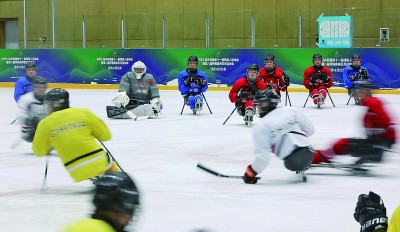 The hard work and progress of Paralympic ice hockey players