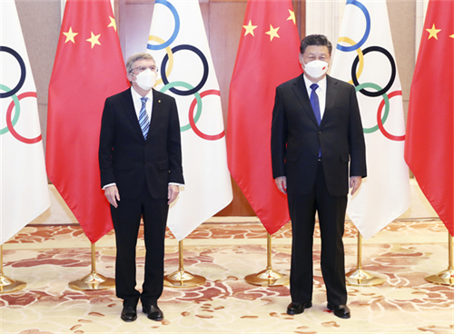 习近平会见国际奥委会主席巴赫