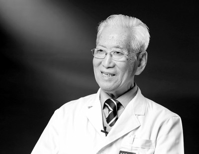 白耀严谨求精勤奋奉献这八个字很有分量