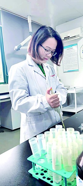 青春与热爱，共江水奔腾