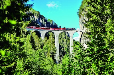 瑞士私营铁路网雷蒂亚铁路掠影