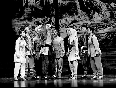 Red-themed musical sings the hymn of the Chinese revolution