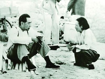 钱正英同志生平 钱正英同志生平